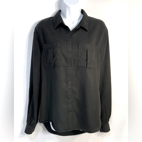 Articles of Society Women’s Black Button Down Shirt - Picture 4 of 4